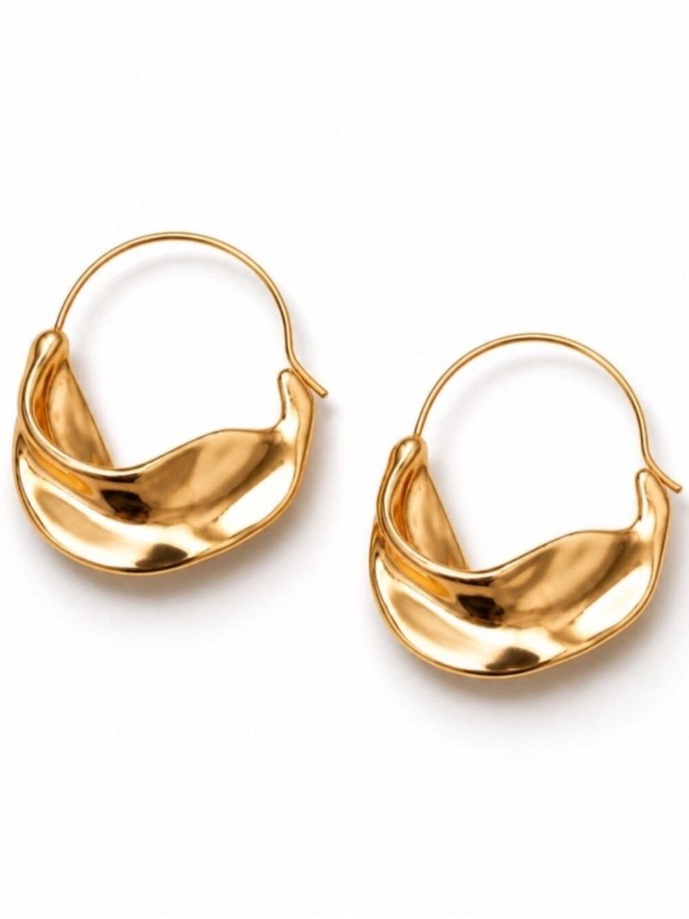 New! Selma Gold Crescent Hoop Earrings (1072) NWOT
